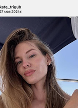 Smart Yacht Cyprus – woman enjoying a yacht day in the Mediterranean